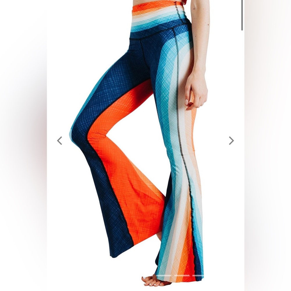 Yoga Democracy S Retro Rainbow Flare Bell Bottom Leggings Pants Floral Blue Red - Picture 3 of 10